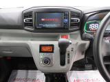 中古車は一物一価、同じようなお車でも、整備状況、外内装の状態など様々です。