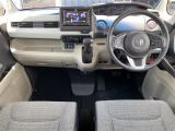 当店のお車をご覧いただきましてありがとうございます。お車についてのご質問やお見積りのご依頼、ご購入にあたってのご相談などは無料電話(0078-6002-312860)にお気軽にお問い合わせ下さい!