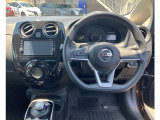 視界も広くゆったりとしているので、どなたでも運転しやすい車になっています!.