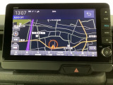 ナビゲーションはフルセグTV、インターナビ対応のGathers純正メモリーナビを搭載しています。Bluetoothオーディオ機能がありますので、スマートフォンなどの音楽も再生できます。