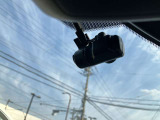 万が一の時に録画をして、映像として残しておける、2カメラドライブレコーダーを装備しています。