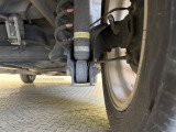 お車を安心してお乗りいただく為には、足回りの定期点検が欠かせません。サービスサポート(有償保証)では無料点検もご提供しており、安心のカーライフをお過ごしいただけるサポート体制が整っています。