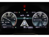 12.3インチフル液晶メーターは運転に必要な情報をグラフィカルに表示し、少ない視線移動で瞬時に認識できます。