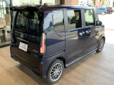 ■自社指定工場併設。ホンダ車に精通したメカが車検・整備までしっかり対応。購入後も長くお任せいただけます。