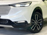 【シーケンシャルターンランプ付きLEDヘッドライト】人気の『流れるウィンカー』付きのLEDヘッドライトを装備♪高級感はもちろん、点灯時は存在感たっぷりで他車からも認識されやすく安心です。