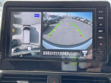 上から見たような画像で車庫入れなどに便利なアラウンドビューモニター