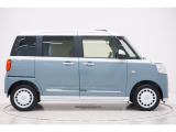 県内13店舗にて常時500台以上ダイハツ車を展示中です。見て、触って、納得のいく一台をぜひ見つけてください。