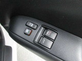 運転席から操作可能なパワーウィンドウ!