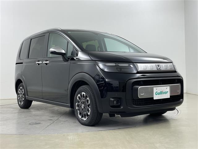 フリード1.5 e:HEV クロスター 4WD修復歴無し