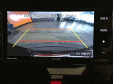 バックガイドモニターで、後方を確認しながら安心して駐車することができます。運転初心者も熟練者も必須の機能ですよ!