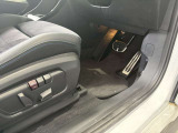 ≪駆け抜ける歓び≫ ≪Freude am Fahren≫