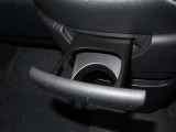 ドリンクホルダーが装着されており、便利です。