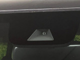 【ホンダセンシング】走行中に前方の車両等を認識し、衝突しそうな時は警報とブレーキで衝突回避と被害軽減をアシスト。より安全にドライブをお楽しみいただけます。