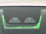 【スマートアシスト】走行中に前方の車両等を認識し、衝突しそうな時は警報とブレーキで衝突回避と被害軽減をアシスト。より安全にドライブをお楽しみいただけます。