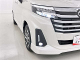 フォグランプ装着車です。暗い夜道の車両前方を明るく照らします
