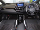 C-HR ハイブリッド 1.8 G モード ネロ 