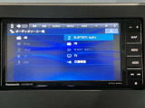 日産純正メモリーナビゲーションです♪目的地まで案内するナビゲーション機能の他にフルセグ画質で楽しめるTVやBluetooth Audioなど多彩な機能が満載で運転を快適にサポートしてくれます☆
