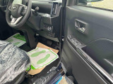 納車前にはプロのメカニックが点検、整備を行いますので安心してお乗り頂けます!!