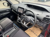 セレナ 1.2 e-POWER ハイウェイスターV 