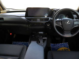 当社の車両は、オークションなどで高評価のお車を厳選して仕入れています。第三者鑑定やオークション評価4点以上にこだわっており、内外装共に状態の良いお車です。是非ご覧になってください。