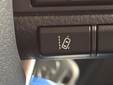【トヨタセーフティセンス】走行中に前方の車両等を認識し、衝突しそうな時は警報とブレーキで衝突回避と被害軽減をアシスト。より安全にドライブをお楽しみいただけます。