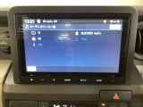ドライブの必需品。見やすい・使いやすいHonda純正のメモリーナビを搭載。Bluetooth機能もついているのでお持ちのスマートフォンと連携させて、さらに便利に利用が可能です。