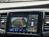 駐車時に便利な全方位モニターが付いていますので車庫入れも安心&安全です!