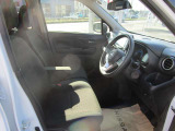 納車前!車室内用♪抗菌・抗ウイルスコート施工!人にも車にも優しい安心成分で室内をコーティング!ウイルスや菌の増殖を防いで快適空間に。