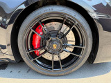 20/21 インチ Turbo S ホイール(サテン ブラック塗装)