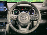 【純正革巻きステアリング】上質な革を使用することで、手にしっかり馴染みとても運転しやすいハンドルです♪