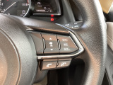 MRCC(マツダレーダークルーズコントロール)は先行車との車間を維持しながら追従走行を行い、長距離でのドライバー負担を軽減させてくれます。