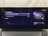 ハンドル操作をアシストすることにより車線からの逸脱回避を支援します。