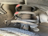お車を安心してお乗りいただく為には、足回りの定期点検が欠かせません。サービスサポート(有償保証)では無料点検もご提供しており、安心のカーライフをお過ごしいただけるサポート体制が整っています。