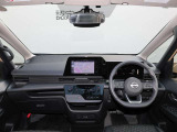 セレナ 2.0 XV チェアキャブ スロープタイプ 車いす2名仕様