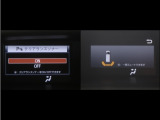 コーナーセンサーを装備。障害物までの距離に応じて警告音を変えてお知らせ。縦列駐車時や駐車場・車庫等での取り回しをサポートします。詳細は販売店スタッフまでお尋ね下さい。