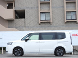 お車をご購入いただく際は、実車のご確認をお願いしております。ぜひ店頭へお越しいただき、お客様ご自身の目でお確かめください。