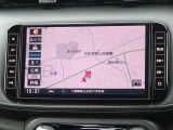 【ナビ】メモリーナビ(MM320D-L)付きです。目的地を設定すれば初めての場所でも簡単に行くことができます。もちろん音楽だって聴けちゃいます♪