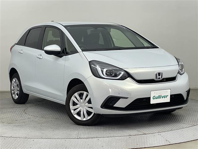 フィット1.5 e:HEV ホーム 4WD修復歴無し