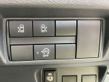 両側オートスライドで乗り降りが楽々です