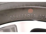 205/60R16   車両装着タイヤサイズです。 タイヤのご相談も石川トヨペットカローラにお任せください