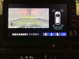 バックでの車庫入れも安心です! リアカメラが付いているバックモニター付のナビを装備しております。バンパーについているソナーや、操作線もついており距離感も画面から確認できます。