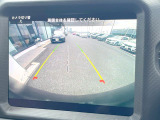 ●ガイドライン付きバックカメラ:不安な駐車もこれで安心!ガイドライン付きなので狭い箇所での駐車もラクラクです!