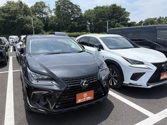 NX300 ブラック シークエンス禁煙車 サンルーフ 純正12.3インチナビ