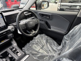 RAV4 2.5 Z E-Four 4WD 登録済み未使用車