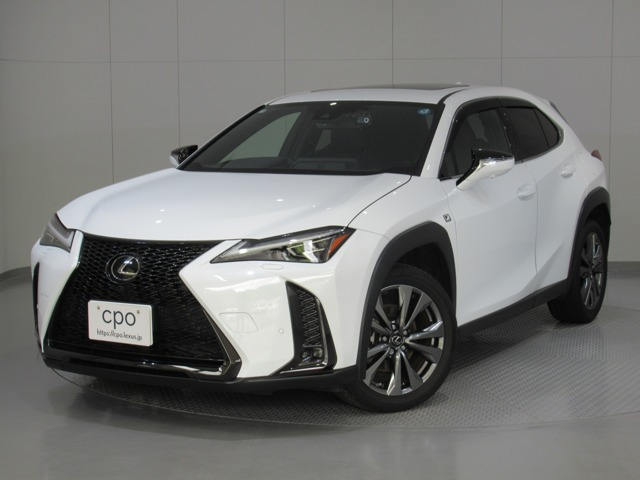 UX 200 Fスポーツ 