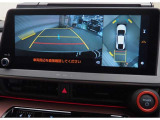 バックガイドモニターで、後方を確認しながら安心して駐車することができます。運転初心者も熟練者も必須の機能ですよ!