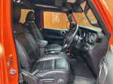 ラングラー アンリミテッド サハラ スカイワンタッチパワートップ 4WD 本革シート