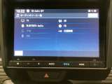 ナビゲーションはフルセグTV、インターナビ対応のGathers純正メモリーナビを搭載しています。Bluetoothオーディオ機能がありますので、スマートフォンなどの音楽も再生できます。