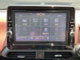 車種専用の9インチ大画面モデルで、CD録音、DVD視聴、フルセグ地デジチューナー、Bluetoothオーディオなどを搭載しています。