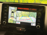 【パノラミックビューモニター】専用のカメラにより、上から見下ろしたような視点で360度クルマの周囲を確認することができます☆死角部分も確認しやすく、狭い場所での切り返しや駐車もスムーズに行えます。